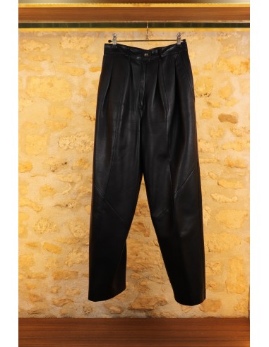 Pantalon en cuir Régina Paris brillant des détails fins