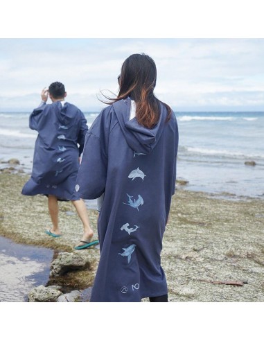 Poncho Surf Shark 50% de réduction en Octobre 2024